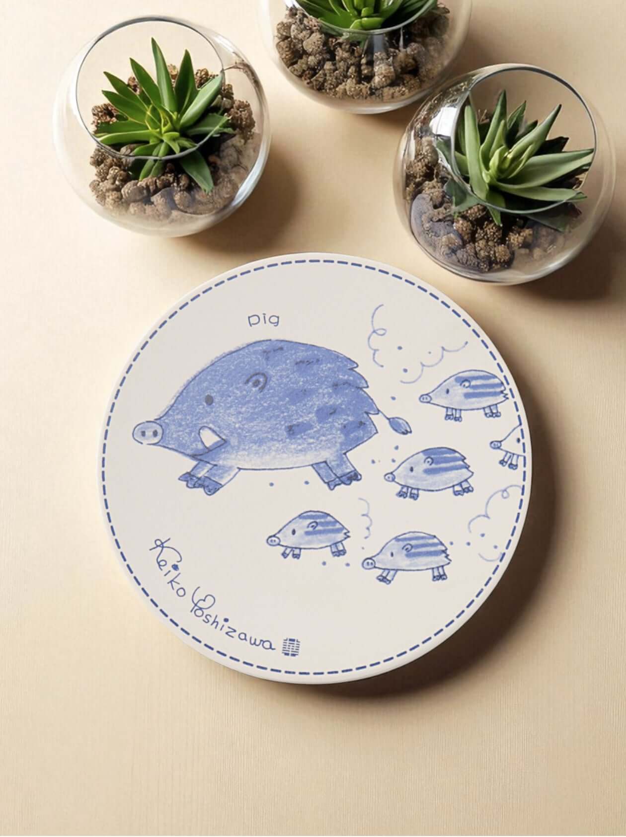 Mavolux handcrafted porcelain mug and plate set featuring a sketched boar illustration. Modern white ceramic cup and saucer with Tokyo-style art, made in Yingge Taiwan.