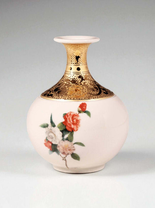 Mavolux handcrafted porcelain vase in ivory-crackle glaze with delicate floral motifs and 24K gold gilding. Luxury ceramic centerpiece made in Yingge Taiwan, creating a vintage elegant look.